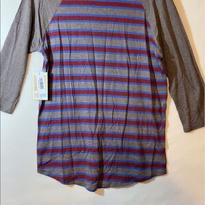 LuLaRoe “Randy “ Tee with 3/4 Raglan sleeves